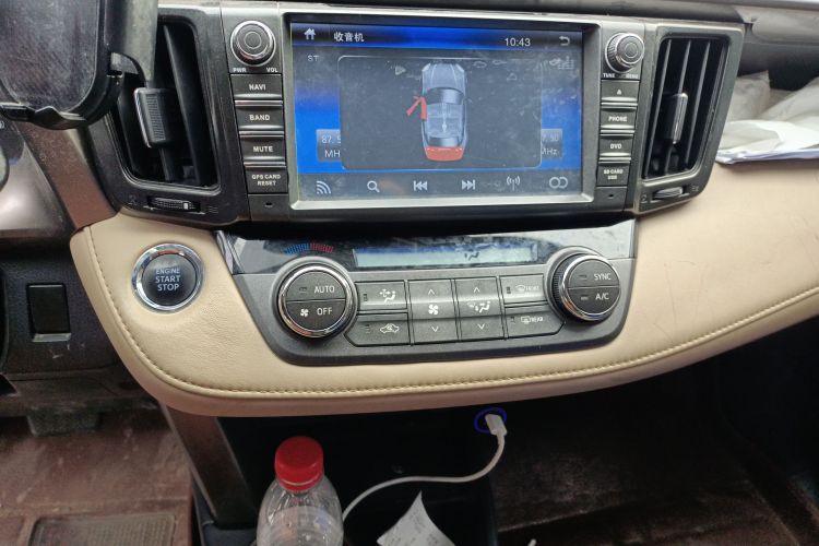 丰田 RAV4荣放 2013款 2.0L CVT四驱新锐版中控内饰16