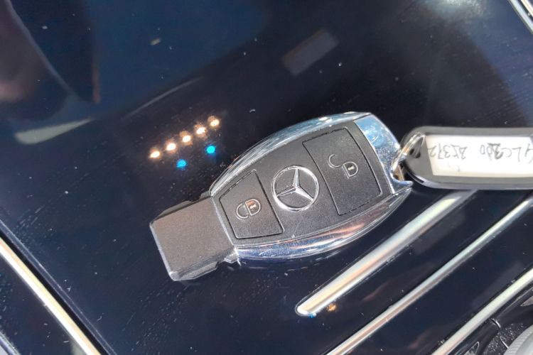 奔驰GLC 2017款 GLC 200 4MATIC中控内饰11