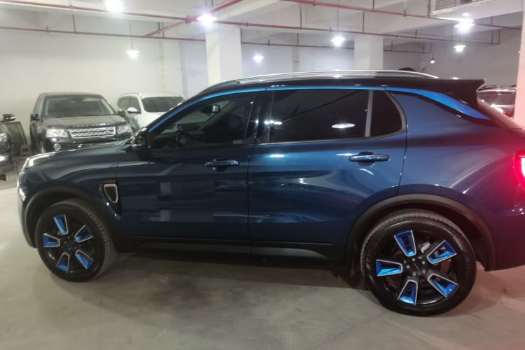 领克01 2019款 2.0T 两驱耀Pro版 国VI车身外观4