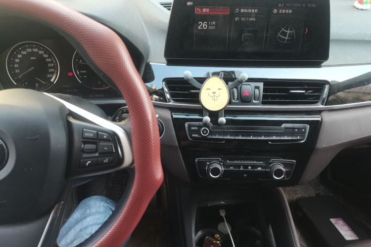 宝马X1 2021款 sDrive20Li 时尚型中控内饰16