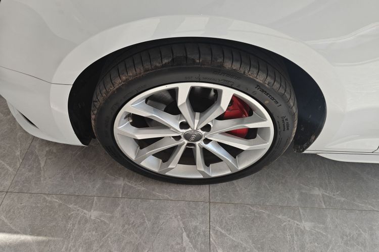 奥迪A4L 2019款 45 TFSI quattro 个性运动版 国VI车身外观6007