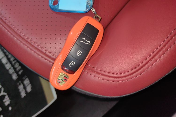 保时捷 2023款 Macan 2.0T中控内饰7001