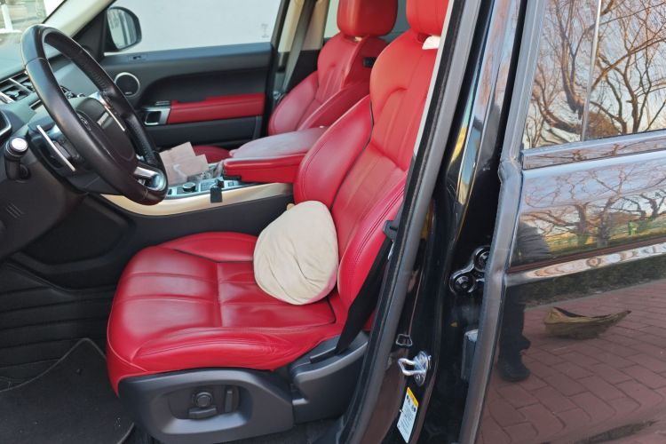 路虎 揽胜运动版 2017款 3.0 SC V6 HSE DYNAMIC中控内饰19