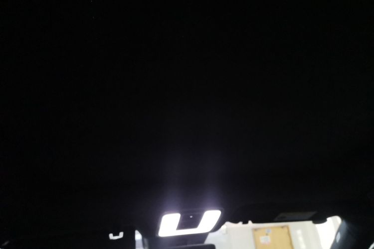 理想汽车 理想ONE 2021款 增程6座版中控内饰22