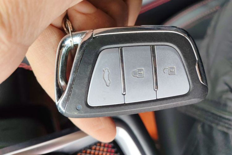 思皓A5 2021款 1.5T CVT尊贵智联型中控内饰7001