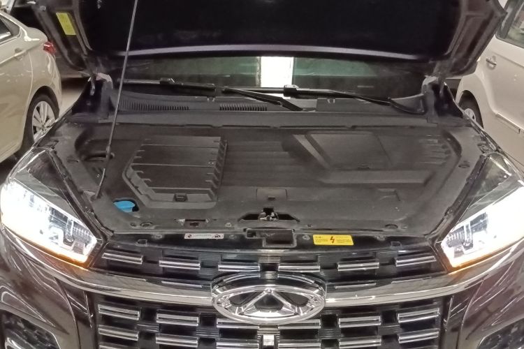 奇瑞 瑞虎8 2019款 1.6TGDI 自动豪华型机舱底盘24