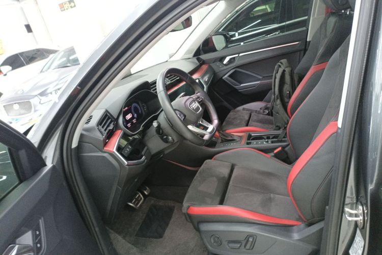 奥迪Q3 2021款 40 TFSI 时尚动感型局部细节19