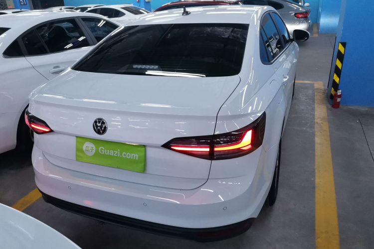 大众 朗逸 2023款 新锐 1.5L 自动出众新逸版车身外观6004