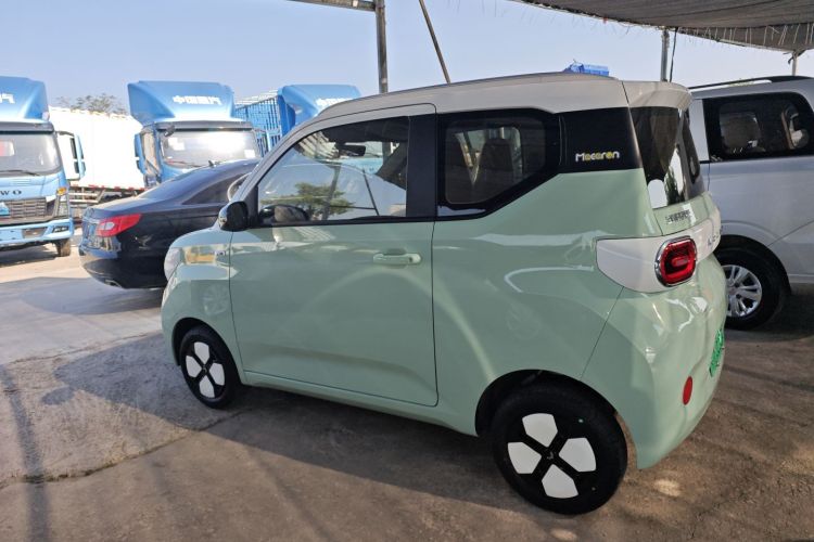 五菱汽车 宏光MINIEV 2024款 第三代 215km 进阶版车身外观4