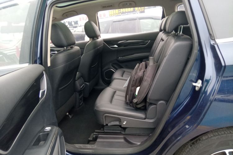 比亚迪 宋MAX 2017款 1.5T 自动智联精英型 7座中控内饰7004