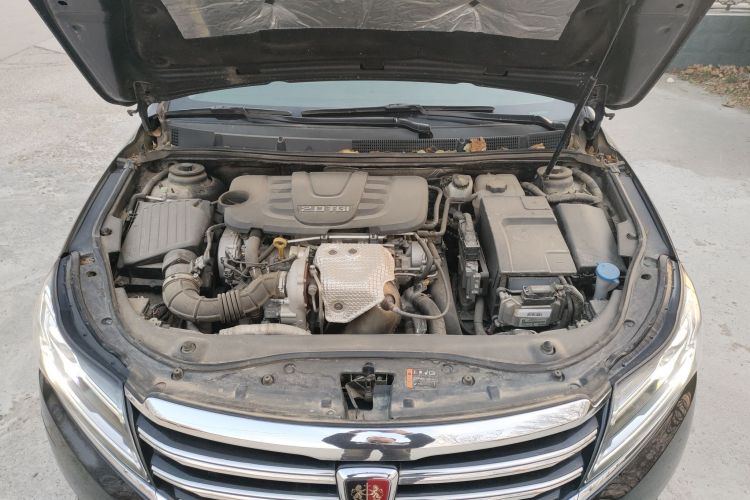 荣威950 2017款 30T 互联网旗舰版机舱底盘24