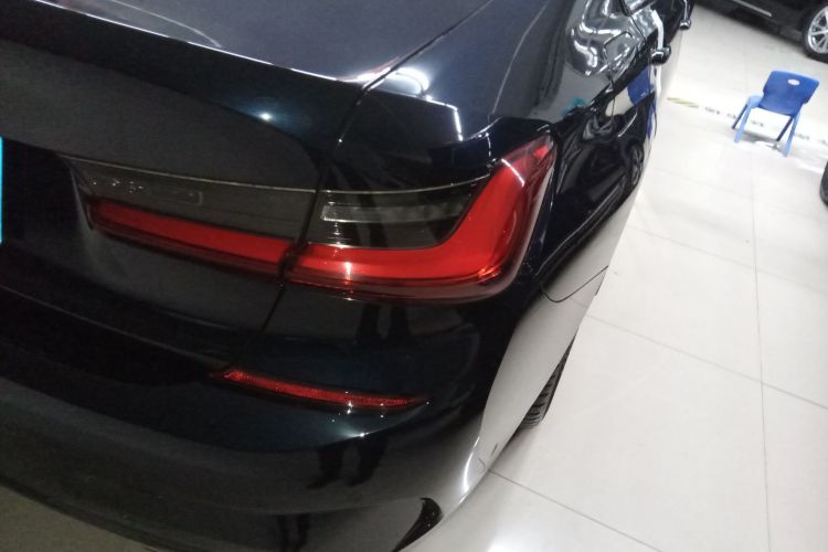 宝马3系 2020款 改款 325i M运动套装车身外观6001