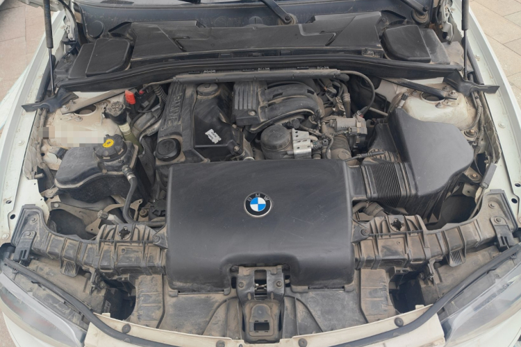 宝马1系(进口) 2008款 120i 自动挡局部细节24