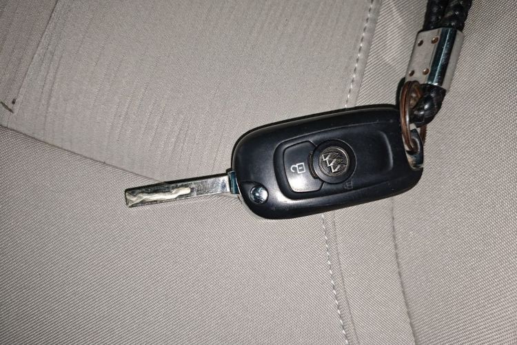 别克GL6 2018款 18T 6座精英型中控内饰7001