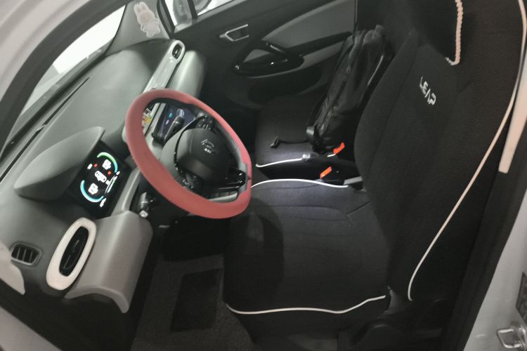 零跑汽车 零跑T03 2023款 200轻享版中控内饰19