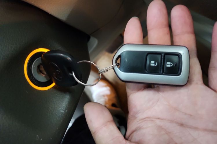 丰田 逸致 2014款 星耀 180G CVT舒适版中控内饰7001