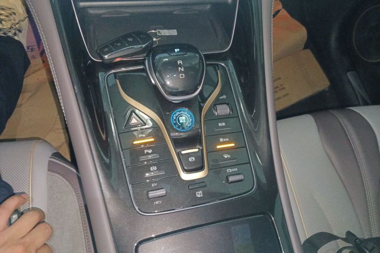 比亚迪 护卫舰07 2023款 DM-i 100KM 旗舰型局部细节18