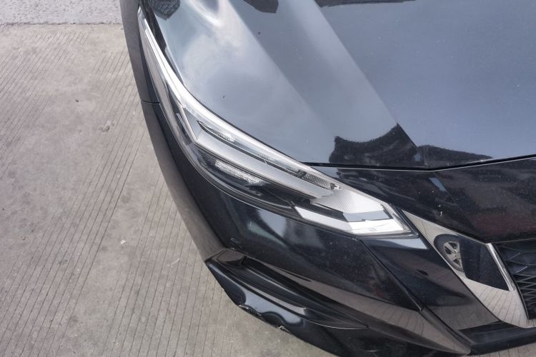 日产 轩逸 2020款 1.6L XL CVT悦享版车身外观8