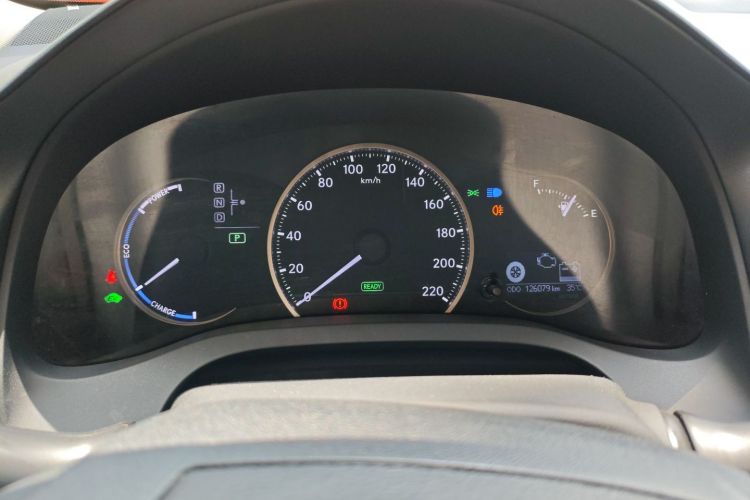 雷克萨斯CT 2014款 CT200h 精英版 单色中控内饰14