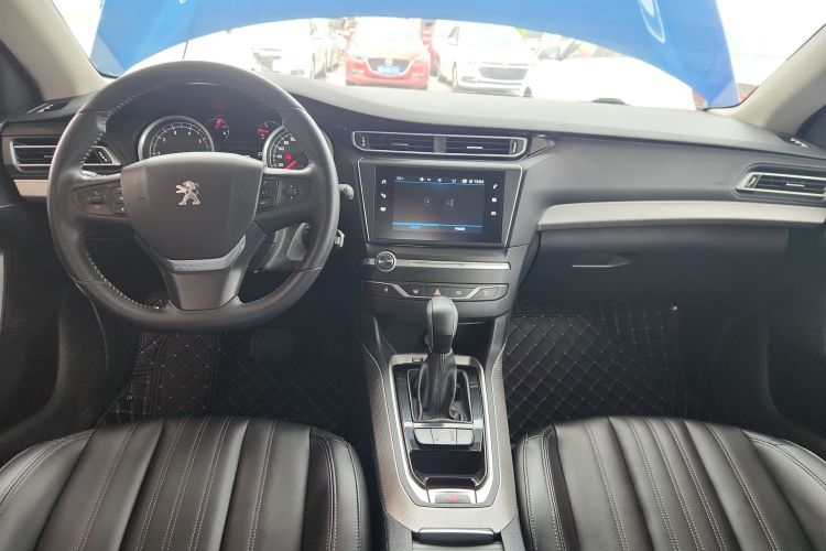 标致408 2019款 350THP 自动豪华版 国V中控内饰12