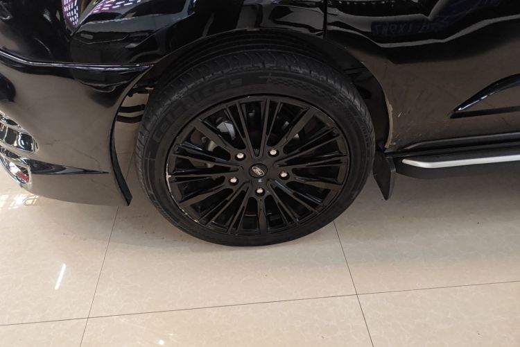 钧天黑武士Youth 2023款 2.0T 汽油标配版车身外观6007