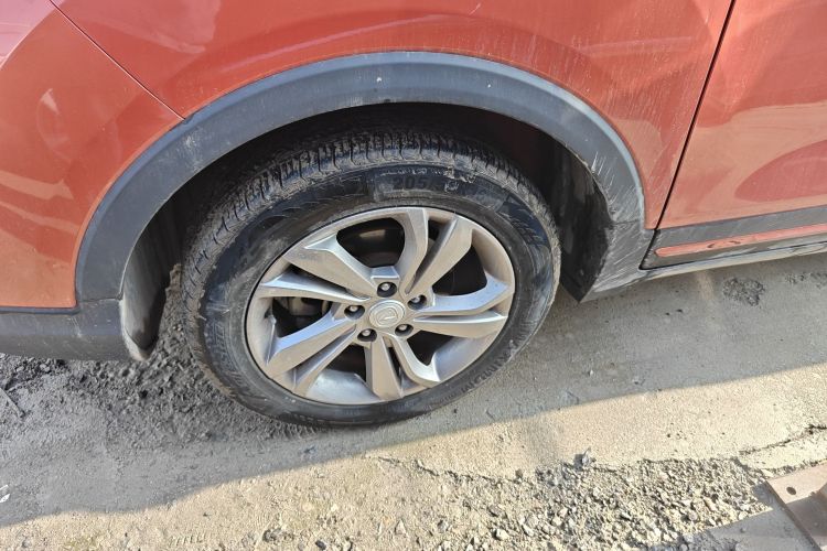 长安CS15 2019款 1.5L 手动进取型 国VI车身外观6007