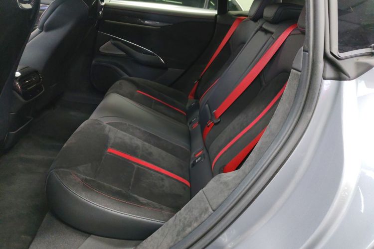 小米汽车 小米SU7 Ultra 2025款 Ultra中控内饰21