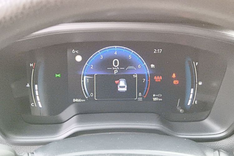 丰田 卡罗拉锐放 2023款 2.0L 精英版中控内饰14