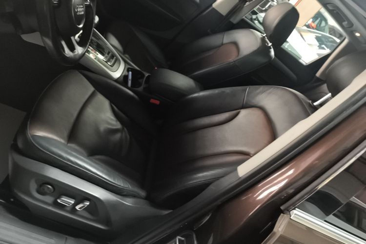 奥迪Q5 2016款 40 TFSI 技术型中控内饰19