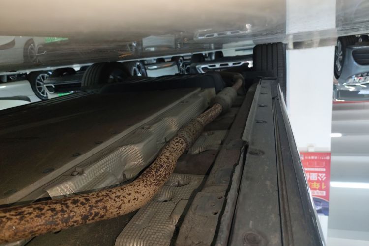 理想汽车 理想L8 2023款 Air局部细节9001