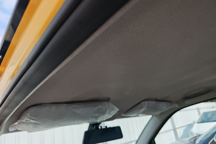 五菱汽车 宏光MINIEV 2022款 马卡龙臻享款 三元锂中控内饰22