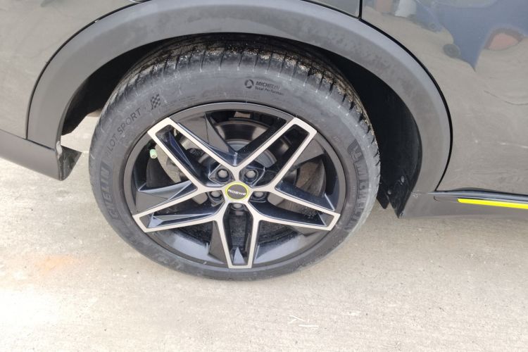 荣威RX5 2021款 PLUS 330TGI 自动国潮智臻版车身外观6008