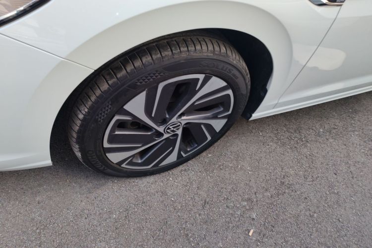 大众 宝来 2024款 300TSI DSG尊行版车身外观6005