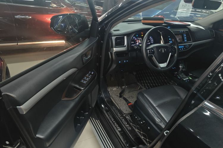 丰田 汉兰达 2018款 2.0T 四驱豪华版 7座 国V中控内饰20