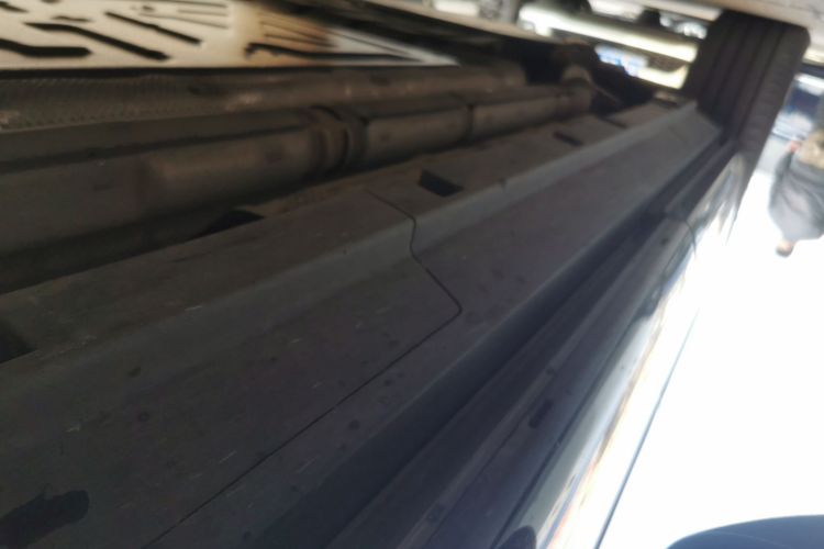 腾势N9 2025款 尊荣型局部细节9001