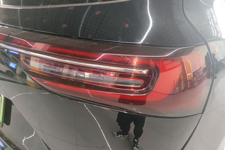 鸿蒙智行 问界M7 2024款 1.5T 后驱Plus版 6座车身外观9