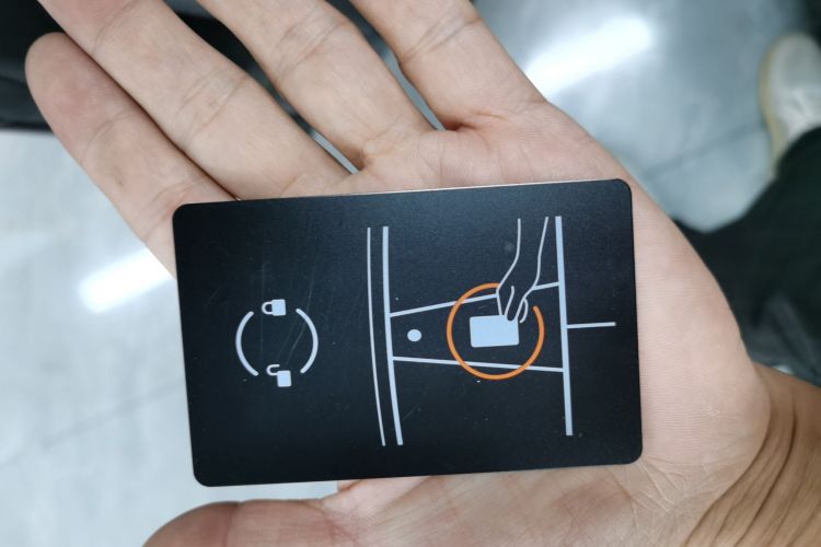 特斯拉 Model 3 2025款 后轮驱动版中控内饰7001