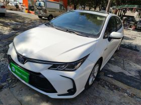 丰田 卡罗拉 2023款 1.8L 智能电混双擎 精英版