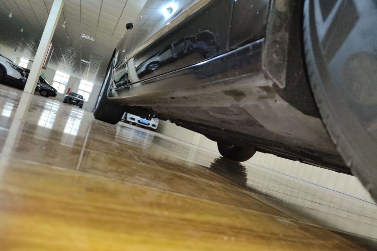 别克 君越 2018款 20T 精英型局部细节9001