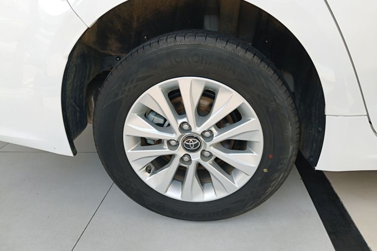 丰田 卡罗拉 2023款 1.2T 先锋版车身外观6008