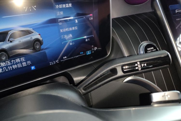 奔驰GLC 2023款 改款 GLC 300 L 4MATIC 豪华型 7座中控内饰18