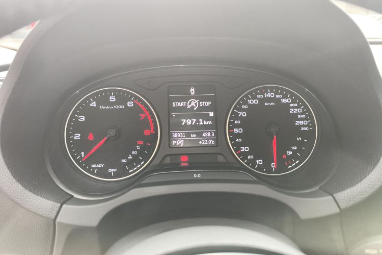 奥迪A3 2016款 Limousine 35 TFSI 风尚型中控内饰14