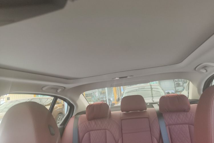 宝马3系 2025款 330Li M运动曜夜套装局部细节22