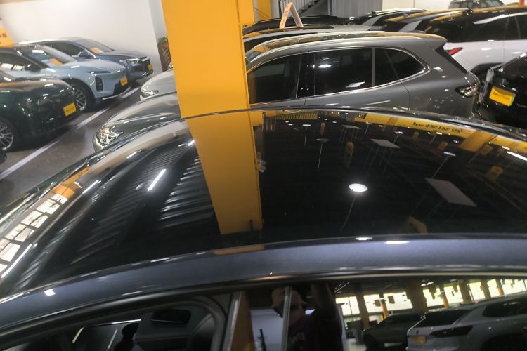 特斯拉 Model Y 2024款 后轮驱动版车身外观57