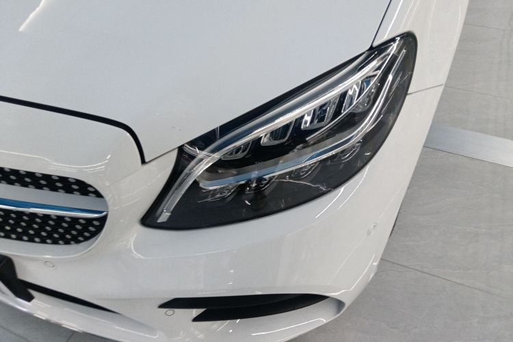 奔驰C级 2019款 改款 C 260 L 运动版局部细节36