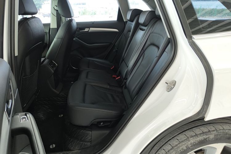 奥迪Q5(进口) 2013款 45 TFSI quattro 运动型中控内饰7004