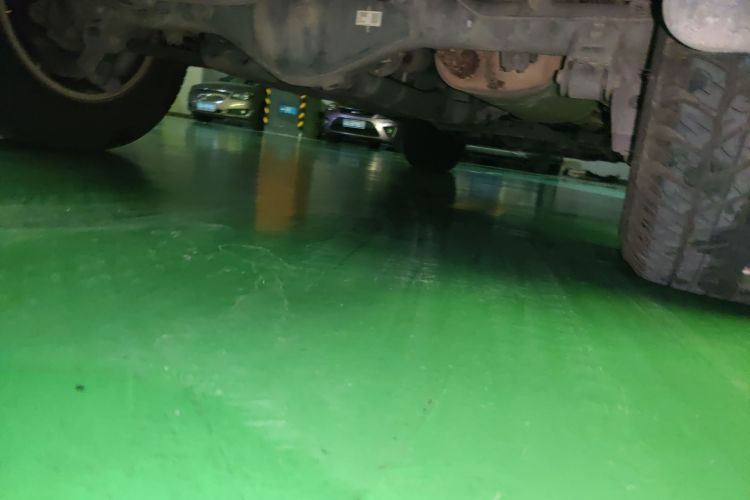 丰田 普拉多 2015款 2.7L 自动标准版局部细节9002