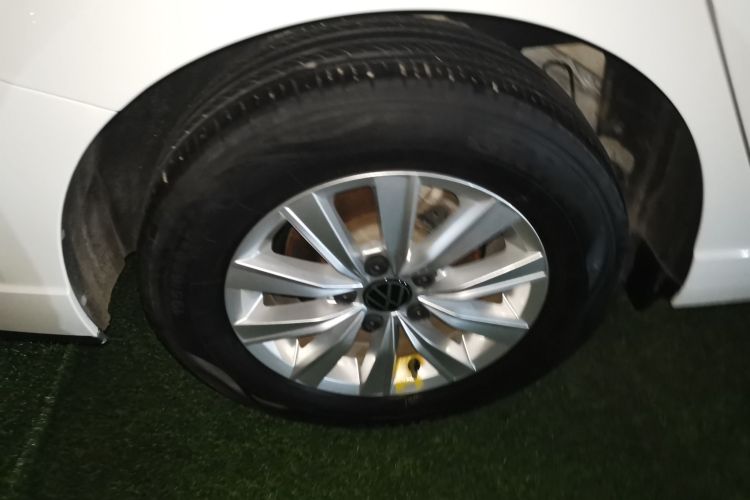 大众 朗逸 2023款 1.5L 自动得逸版车身外观6008