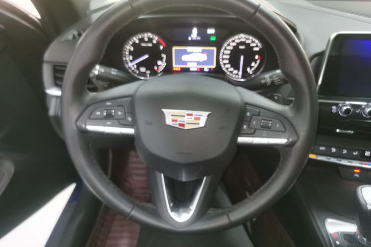 凯迪拉克CT4 2020款 28T 时尚型局部细节13