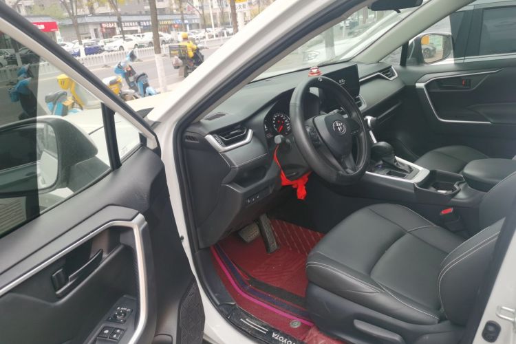 丰田 威兰达 2023款 2.0L CVT两驱领先版中控内饰20